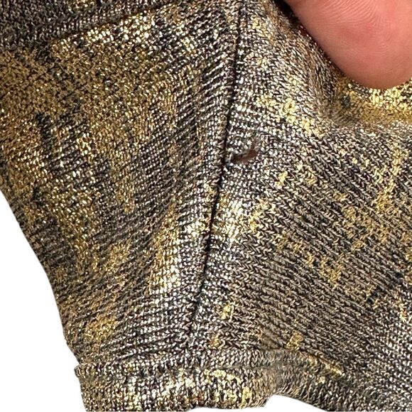 AX Paris Gold Asymmetric Frill Hem Sleeveless Top Women’s Size 10 - Picture 10 of 10